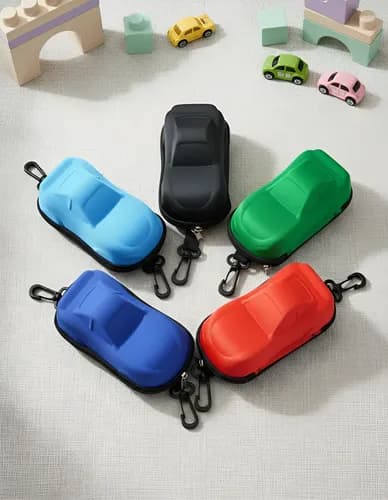 Estuche de anteojos con forma de auto: el accesorio favorito de los niños